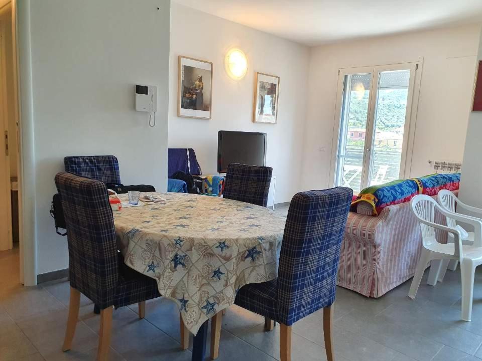 Casa Di Clara Lägenhet San Bartolomeo Al Mare Exteriör bild